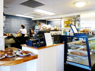 beach plum bakery cafe